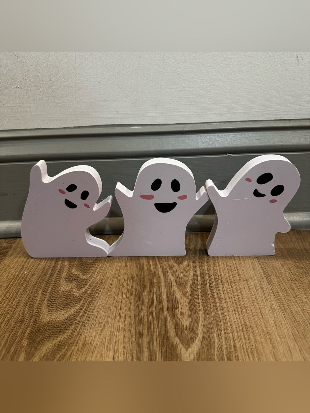 White Ghost Wooden Décor Trio